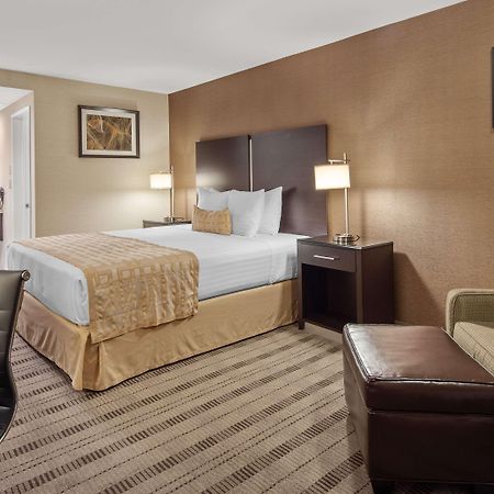 Best Western Pasadena Royale Inn & Suites Luaran gambar