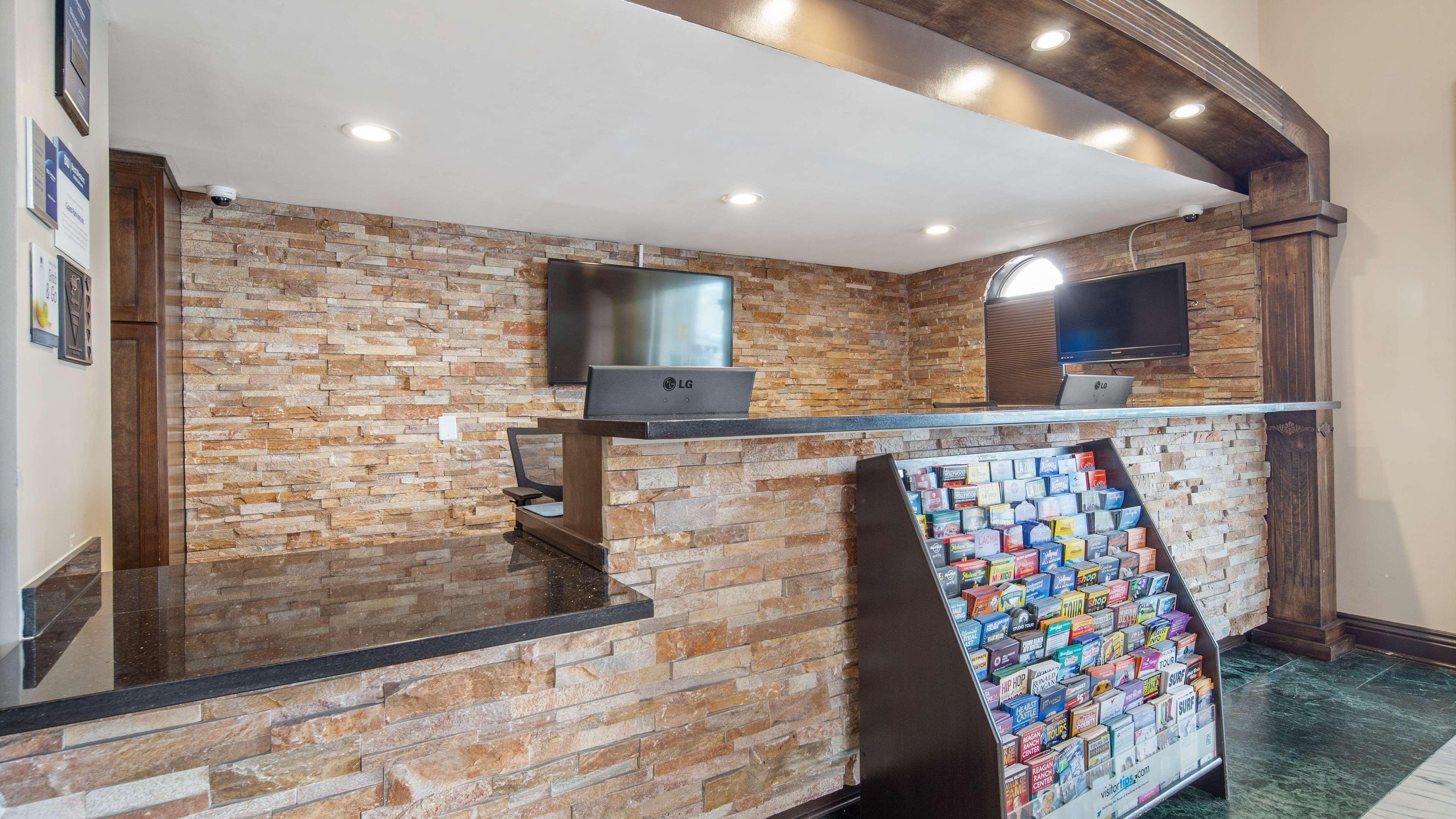 Best Western Pasadena Royale Inn & Suites Luaran gambar