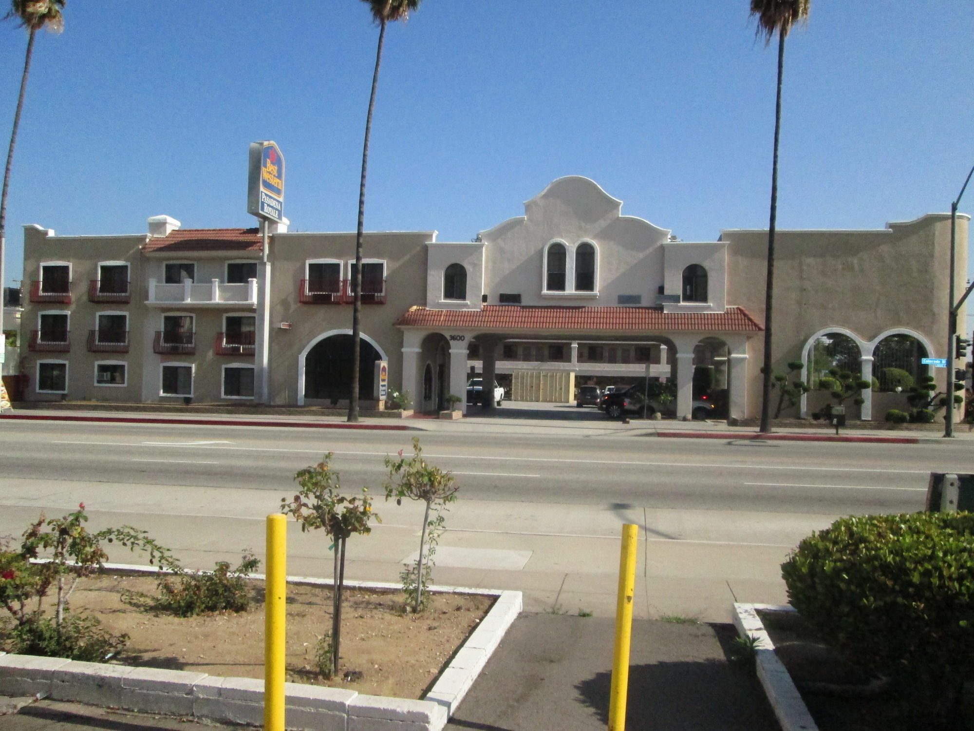 Best Western Pasadena Royale Inn & Suites Luaran gambar