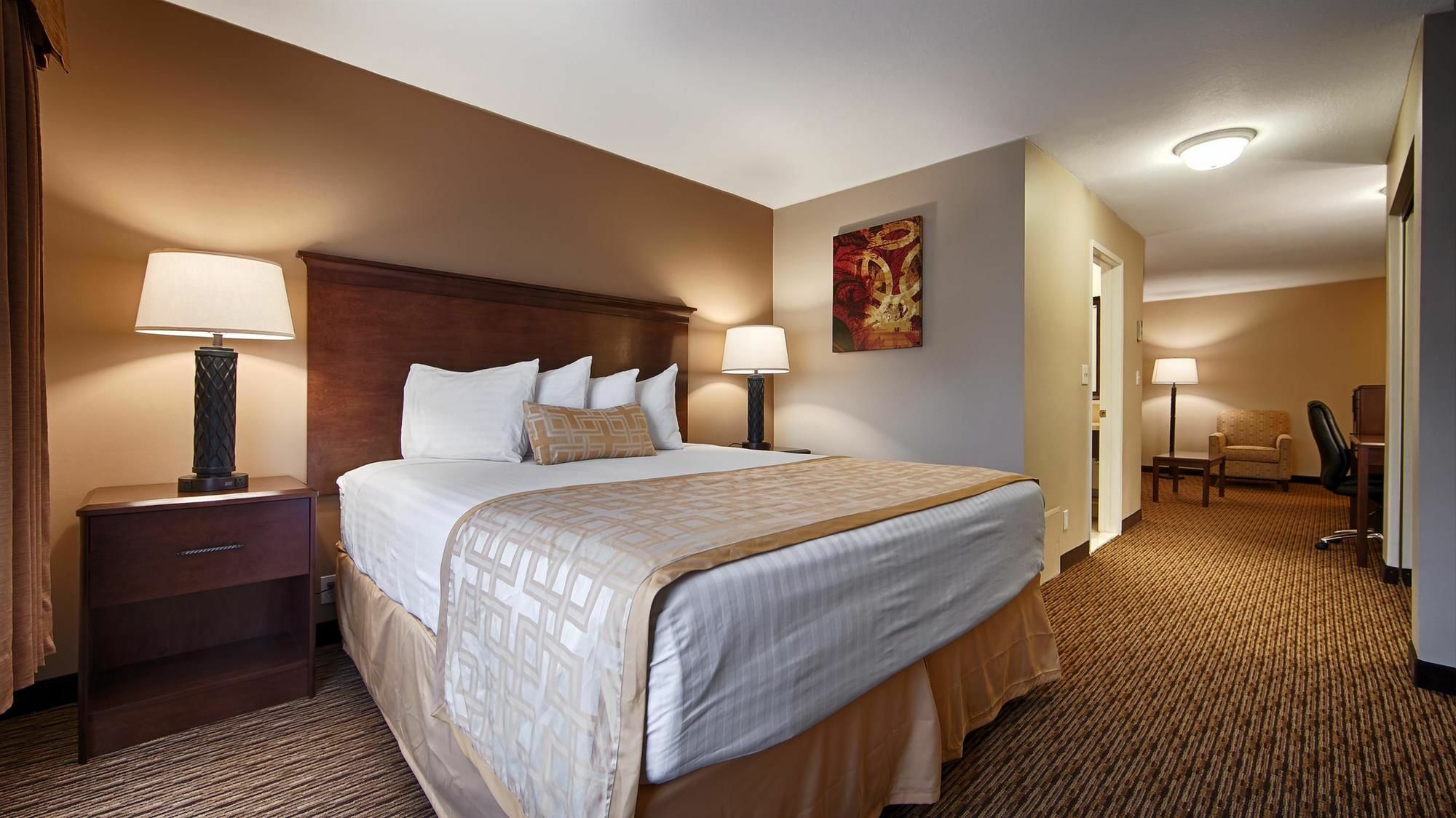 Best Western Pasadena Royale Inn & Suites Luaran gambar