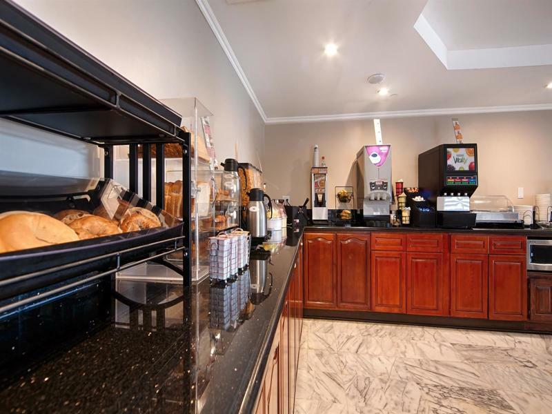 Best Western Pasadena Royale Inn & Suites Luaran gambar